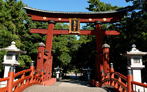 大鳥居（重要文化財指定　日本三大鳥居）